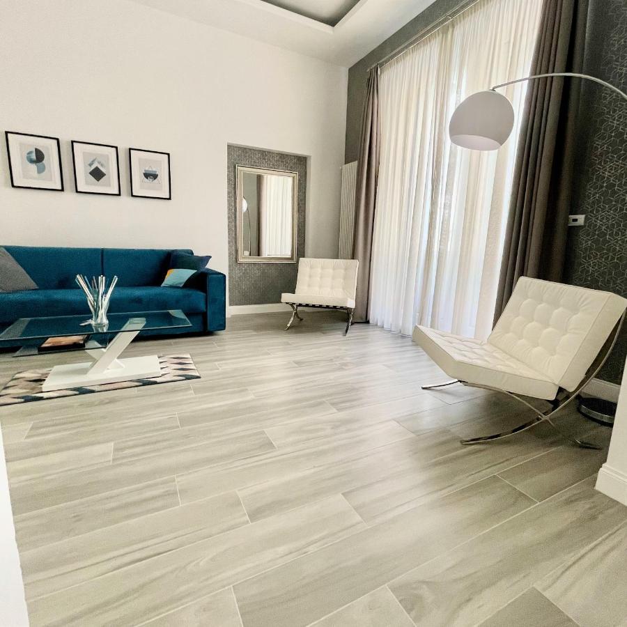 Duomo Platinum Apartments Nápoles Exterior foto