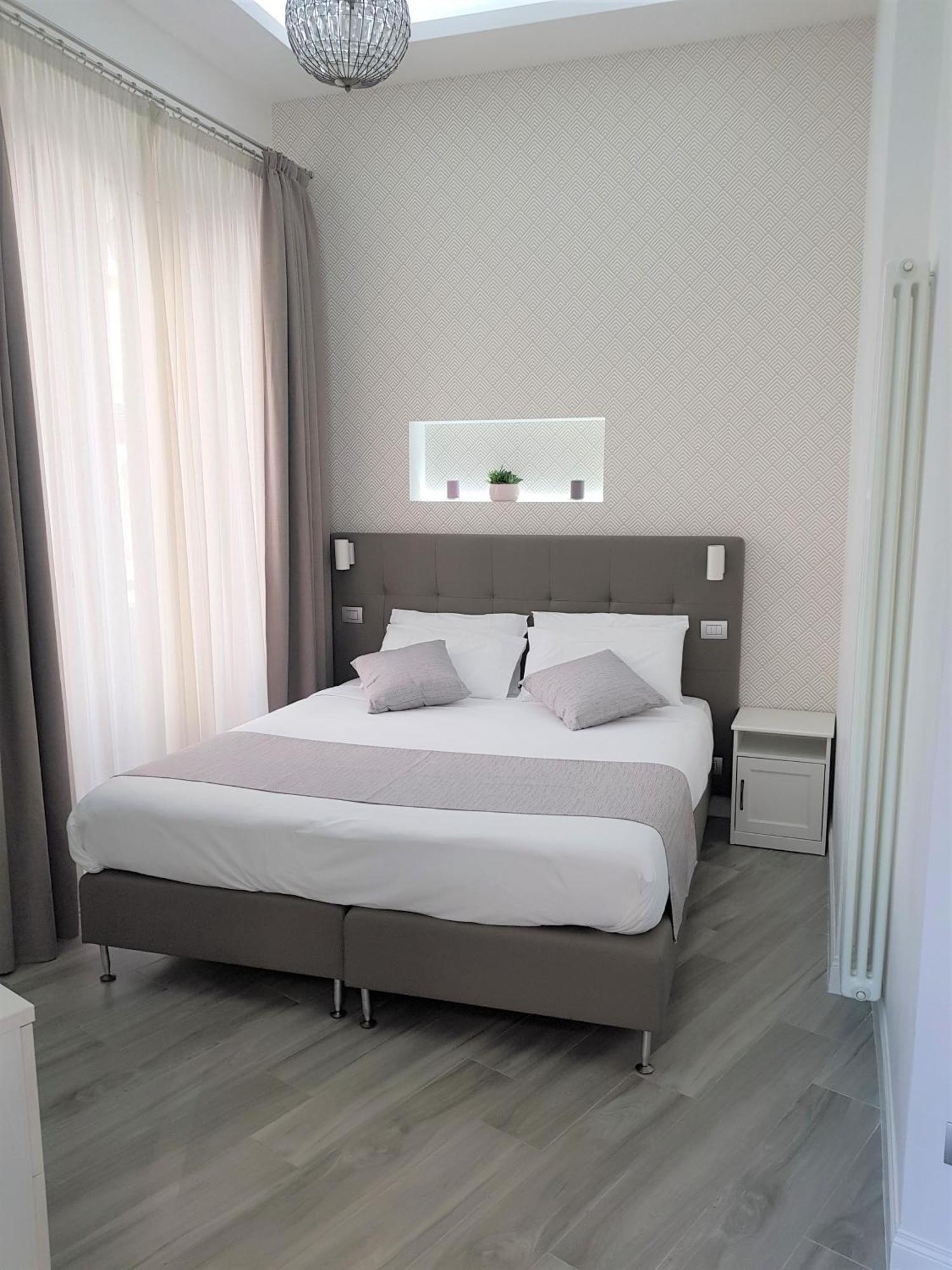 Duomo Platinum Apartments Nápoles Habitación foto